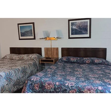 Scotwood Motel By Oyo Washburn Nd Luaran gambar
